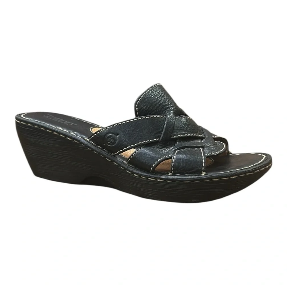 Born Folly Slip On Black Learher Wedge Sandals Size 8 - Picture 2 of 11